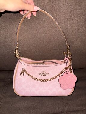 Coach Powder Pink Teri Shoulder Bag 2026